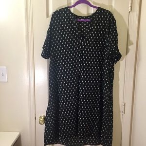 Old Navy Shift Black Print Women Dress Size XXL